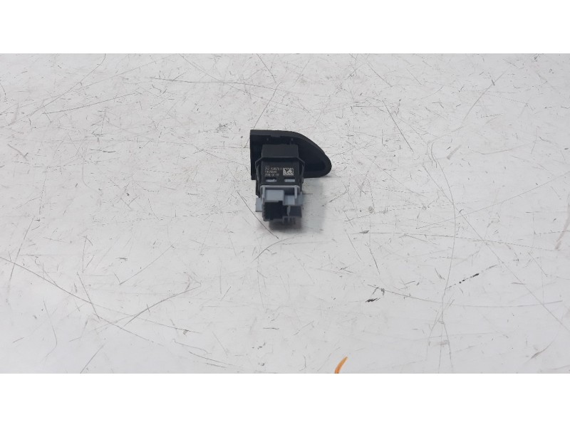 Recambio de interruptor para renault clio iv 0.9 referencia OEM IAM 252103678R  