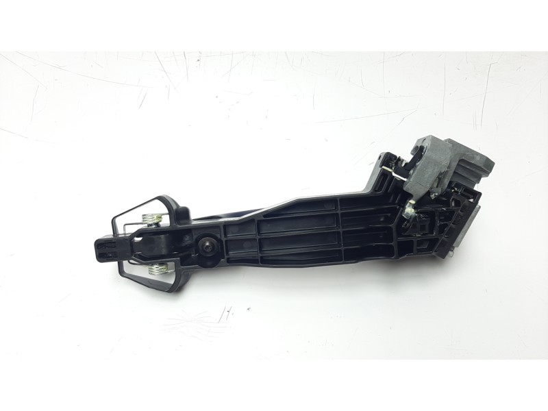 Recambio de maneta exterior trasera derecha para mazda 3 berlina (bp) referencia OEM IAM BCJH72410GE4  