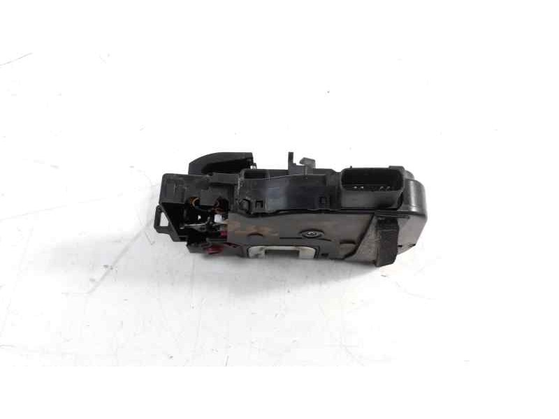 Recambio de cerradura puerta trasera derecha para kia sportage concept 4x2 referencia OEM IAM 814203U000  