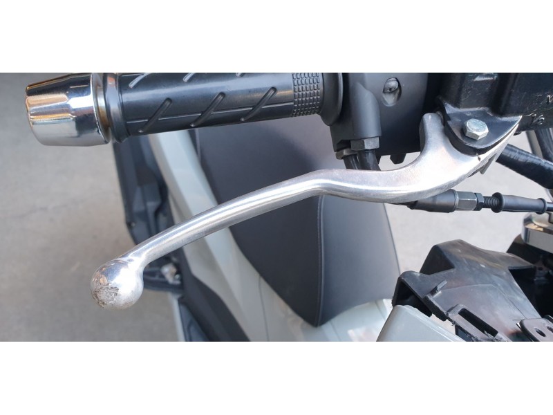 Recambio de maneta derecha para honda pcx 125 referencia OEM IAM 53175KWN901  
