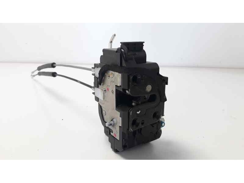 Recambio de cerradura puerta trasera derecha para hyundai i20 1.2 16v cat referencia OEM IAM 814201J520  