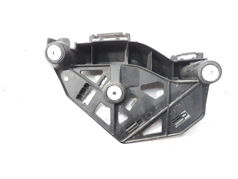Recambio de molduras traseras para opel corsa e selective referencia OEM IAM 13399579  