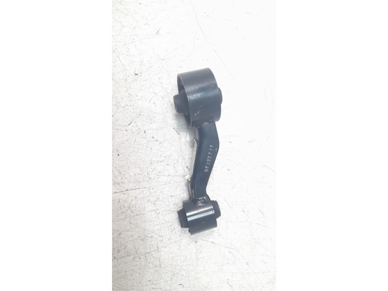 Recambio de soporte motor para hyundai tucson kosmo 4wd referencia OEM IAM 21970D3010  