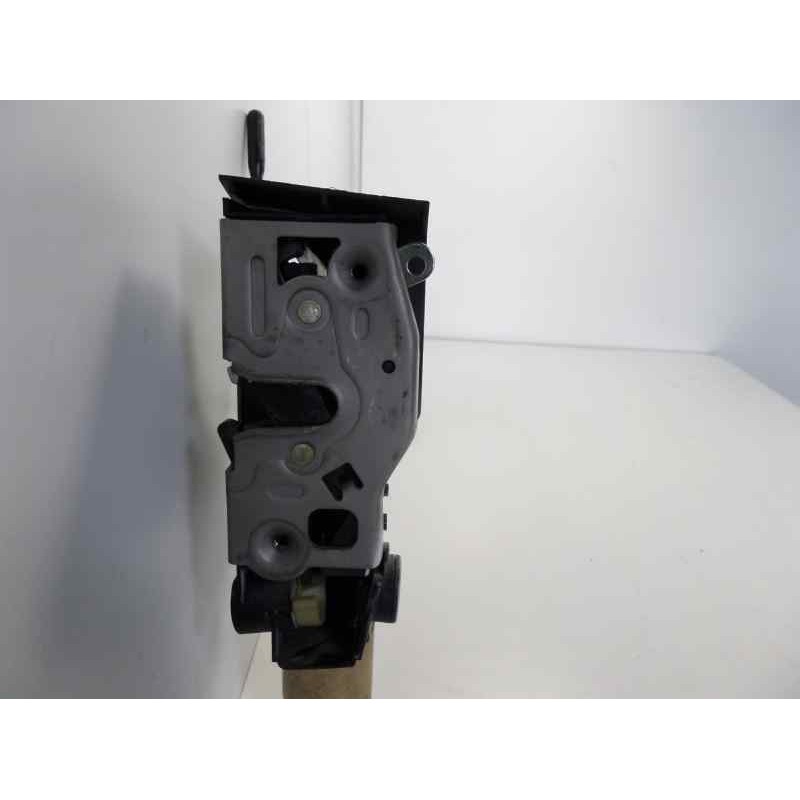 Recambio de cerradura puerta delantera derecha para mercedes-benz clase a (w168) 160 l (168.133) referencia OEM IAM 1687202235  