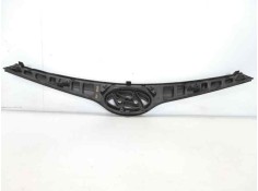 Recambio de rejilla delantera para hyundai i20 1.2 16v cat referencia OEM IAM 863514P500   2