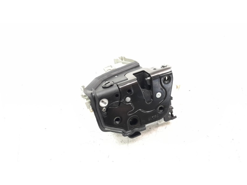 Recambio de cerradura puerta delantera izquierda para audi a3 sportback (8vf) referencia OEM IAM 8K0839015H  