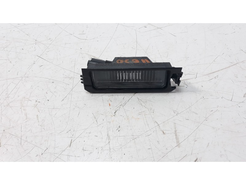 Recambio de piloto matricula para kia niro referencia OEM IAM 92501F6000  