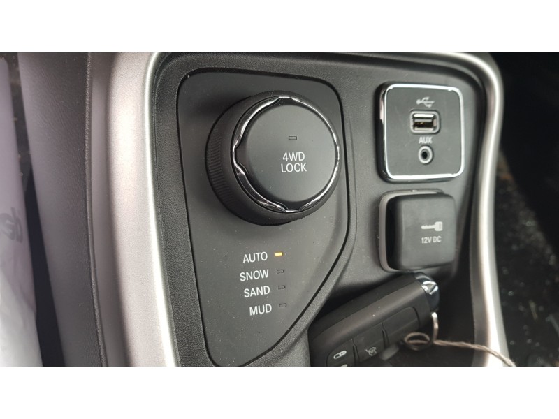 Recambio de mando multifuncion para jeep compass ii 2.0 m-jet cat referencia OEM IAM 5VD28LXHAB 532312380 
