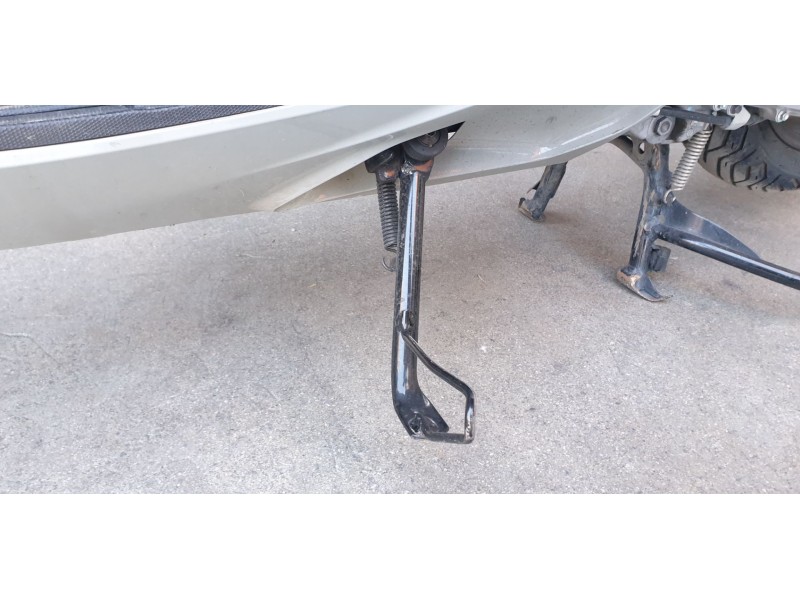 Recambio de caballete lateral para honda pcx 125 referencia OEM IAM 50530K1ZJ10  