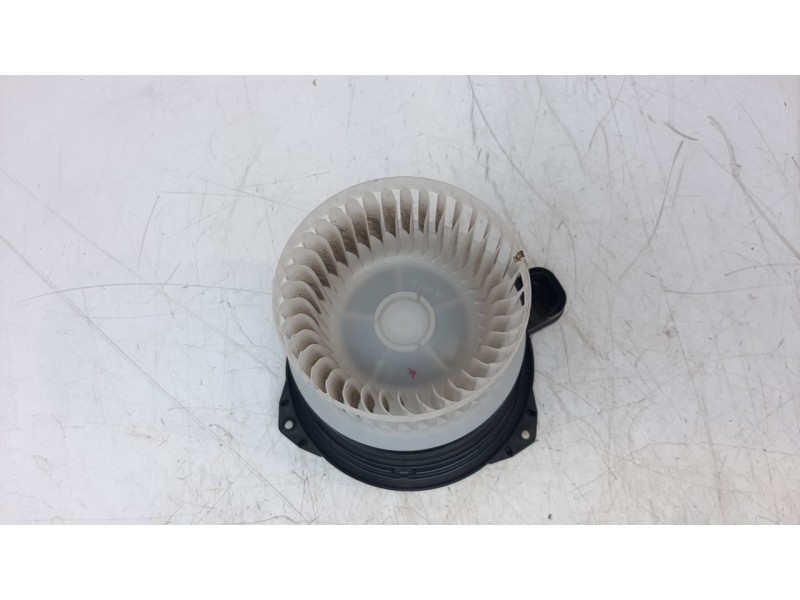Recambio de ventilador calefaccion para toyota corolla (e21) referencia OEM IAM G923047050  
