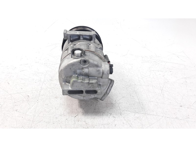 Recambio de compresor aire acondicionado para hyundai tucson 1.6 crdi cat referencia OEM IAM CA500NFJCB04 320175 