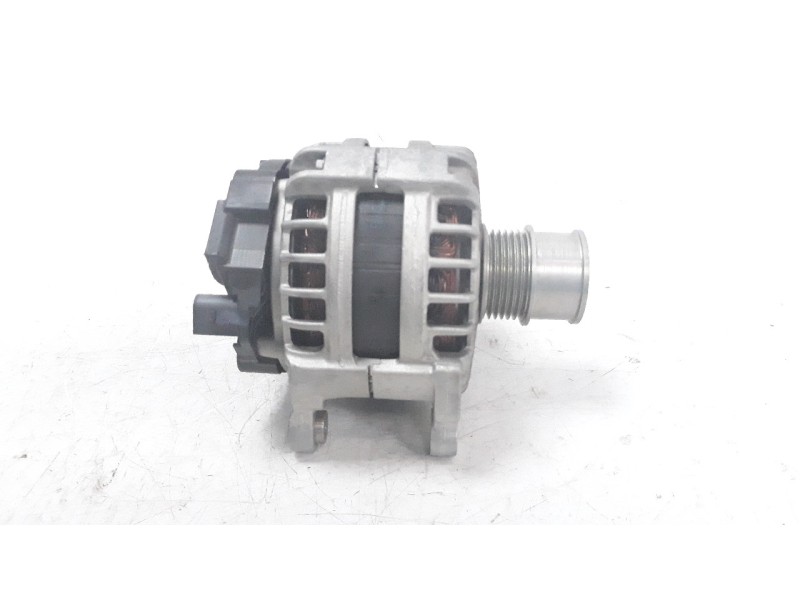 Recambio de alternador para volkswagen polo 1.0 tsi referencia OEM IAM 05E903027B  