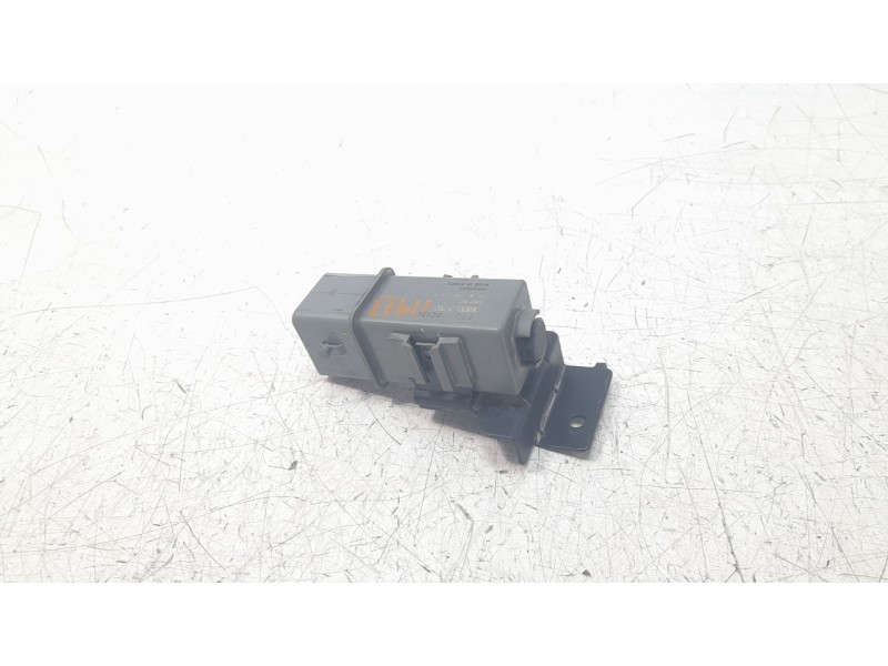 Recambio de caja precalentamiento para hyundai tucson kosmo 4wd referencia OEM IAM 368302F720  