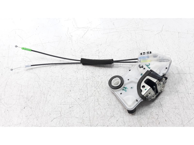 Recambio de cerradura puerta delantera izquierda para toyota corolla (e21) referencia OEM IAM 690400H050  