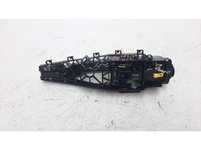 Recambio de maneta exterior delantera izquierda para jeep compass ii 2.0 m-jet cat referencia OEM IAM 5VH52RXFAA  