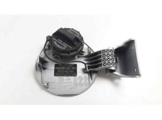 Recambio de tapa exterior combustible para hyundai i20 1.2 16v cat referencia OEM IAM 695101J000   2
