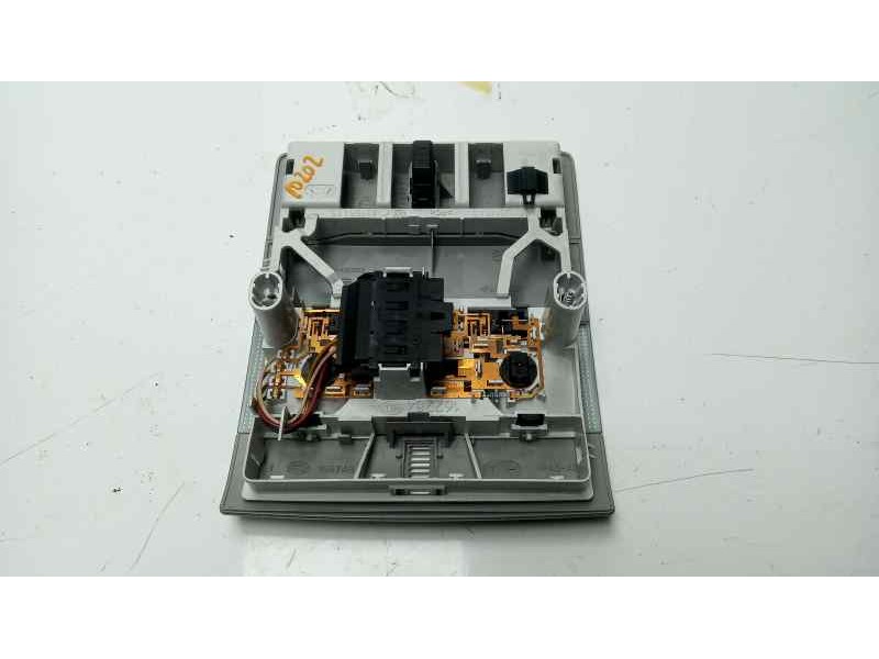 Recambio de luz interior para opel zafira b 1.7 16v cdti referencia OEM IAM 13166476  