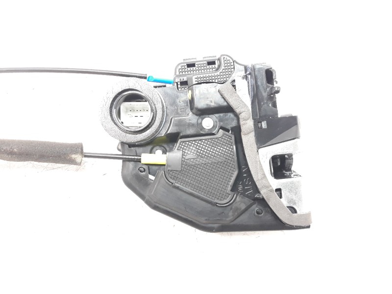 Recambio de cerradura puerta trasera izquierda para toyota corolla (e21) referencia OEM IAM 6906002600  