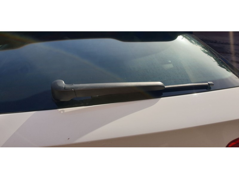 Recambio de brazo limpia trasero para audi a3 sportback (8vf) referencia OEM IAM 8V3955407  