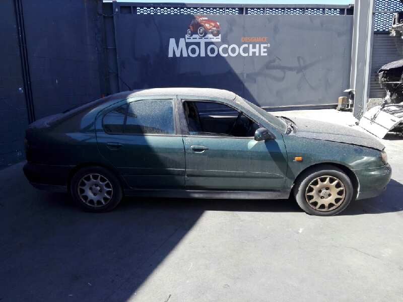 nissan primera trav. (wp11) del año 2000