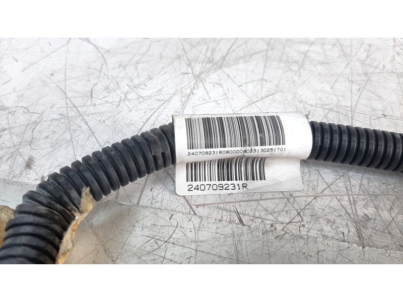 Recambio de cableado electrico para dacia sandero iii stepway expression referencia OEM IAM 240709231R  