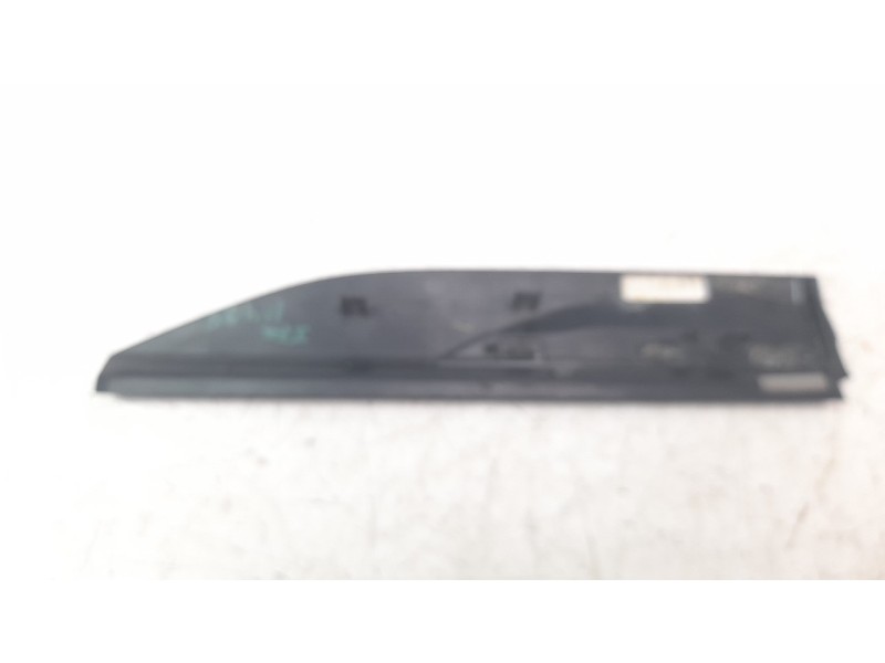 Recambio de moldura para land rover range rover velar 2.0 turbo cat referencia OEM IAM J8A2280B11A  