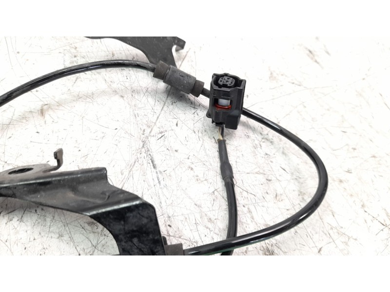Recambio de sensor para toyota corolla (e21) hybrid style referencia OEM IAM 8954302170  