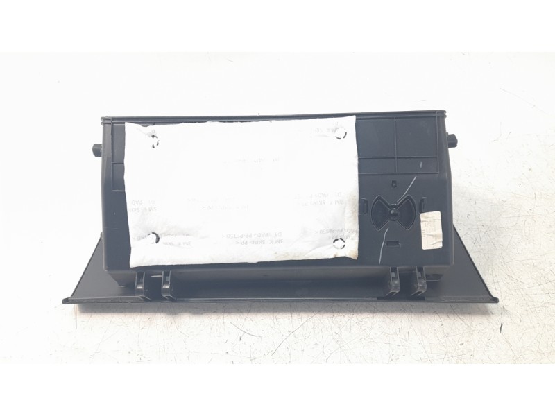Recambio de guantera para hyundai tucson 1.6 crdi cat referencia OEM IAM 84510D7100TRY  
