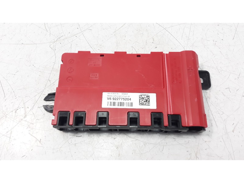 Recambio de caja reles / fusibles para bmw serie 1 lim. (f20) 2.0 turbodiesel referencia OEM IAM 922775204  