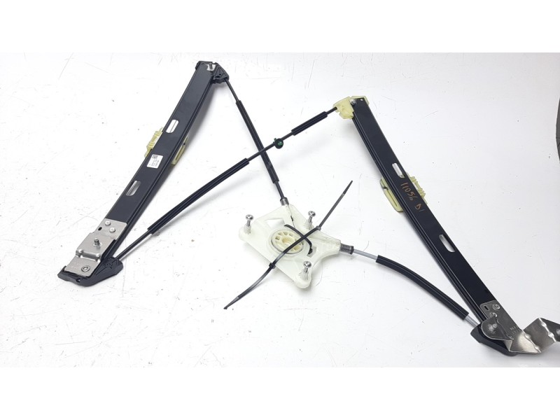 Recambio de elevalunas delantero izquierdo para volkswagen polo 1.0 tsi referencia OEM IAM 2G4837461B  