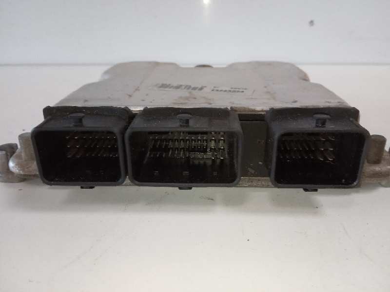 Recambio de centralita motor uce para peugeot 307 break / sw (s1) break xs referencia OEM IAM 9653873280  