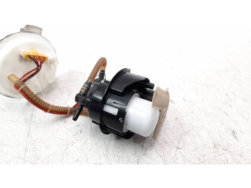 Recambio de bomba combustible para audi q7 4mg referencia OEM IAM 4M0919087BH  