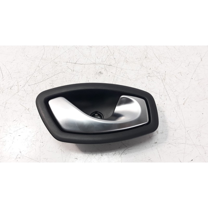 Recambio de maneta interior delantera derecha para renault captur 1.5 dci diesel fap referencia OEM IAM 806700005R  