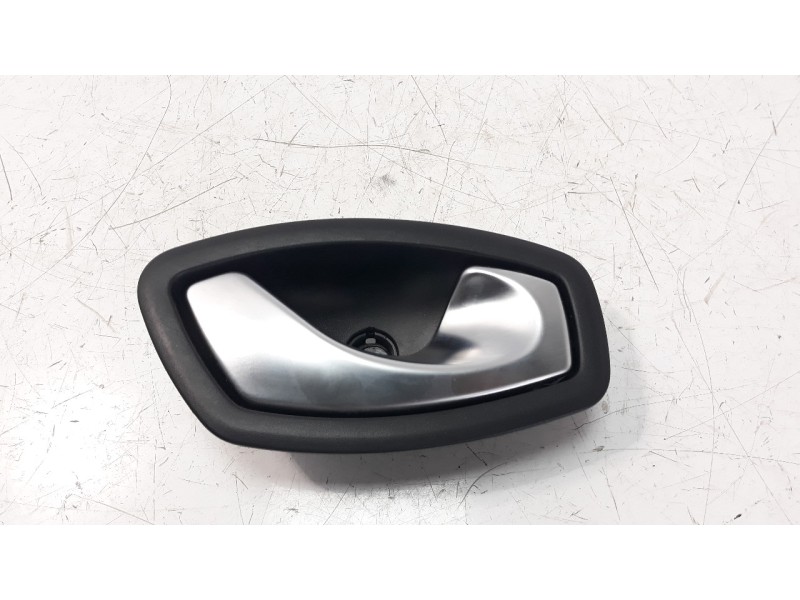 Recambio de maneta interior delantera derecha para renault captur 1.5 dci diesel fap referencia OEM IAM 806700005R  