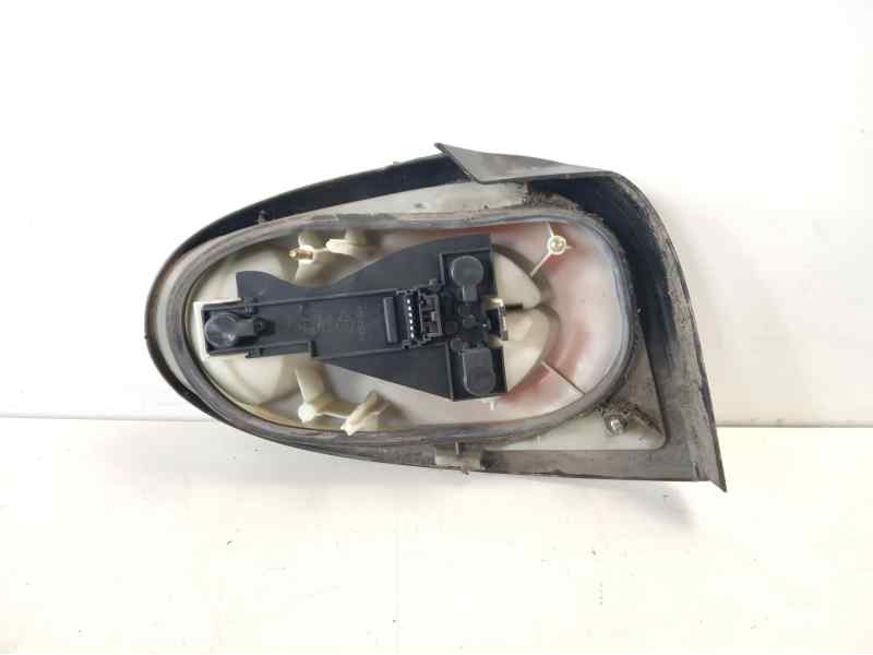 Recambio de piloto trasero derecho para renault megane i coach/coupe (da0) 2.0 cat referencia OEM IAM 7701040606  