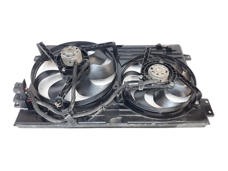 Recambio de electroventilador para volkswagen golf iv berlina (1j1) básico referencia OEM IAM 1J0121207M  
