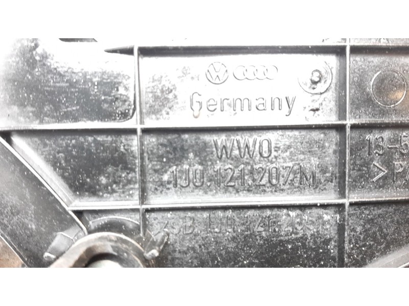 Recambio de electroventilador para volkswagen golf iv berlina (1j1) básico referencia OEM IAM 1J0121207M  
