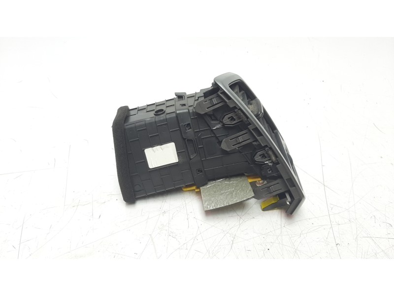 Recambio de rejilla aireadora para hyundai tucson 1.6 cat referencia OEM IAM 97490D7000  