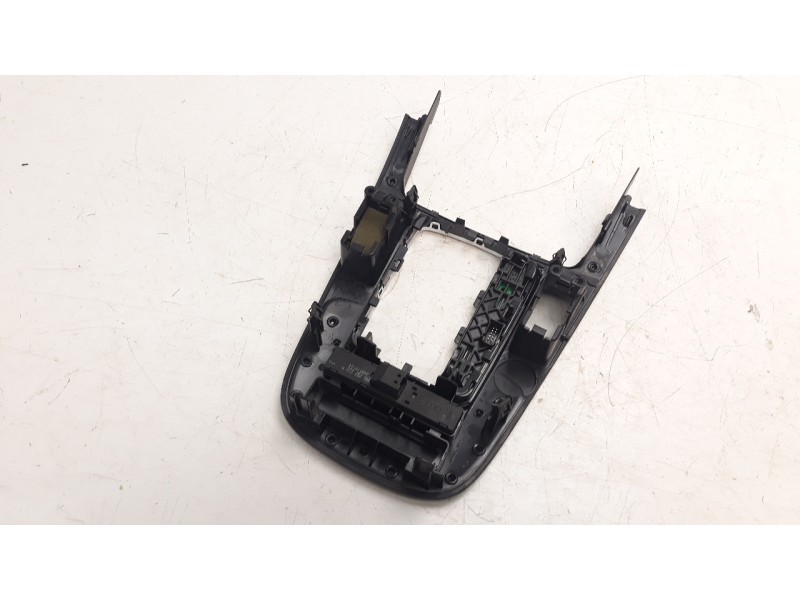 Recambio de moldura para audi q5 (8r) 2.0 16v tfsi referencia OEM IAM 8K0864261  