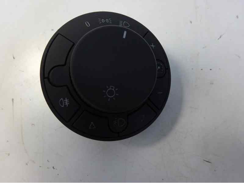 Recambio de mando luces para opel corsa d 1.3 16v cdti referencia OEM IAM 13249401EF 241898TRW 23560640