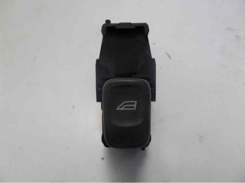 Recambio de mando elevalunas trasero izquierdo para volvo v40 familiar 1.6 referencia OEM IAM 30638706 03W383 