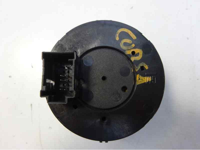 Recambio de mando luces para opel corsa d 1.3 16v cdti referencia OEM IAM 13249401EF 241898TRW 23560640