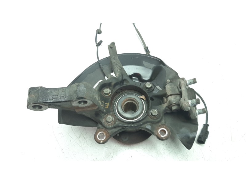 Recambio de mangueta delantera derecha para hyundai tucson 1.6 cat referencia OEM IAM 51716D7000  