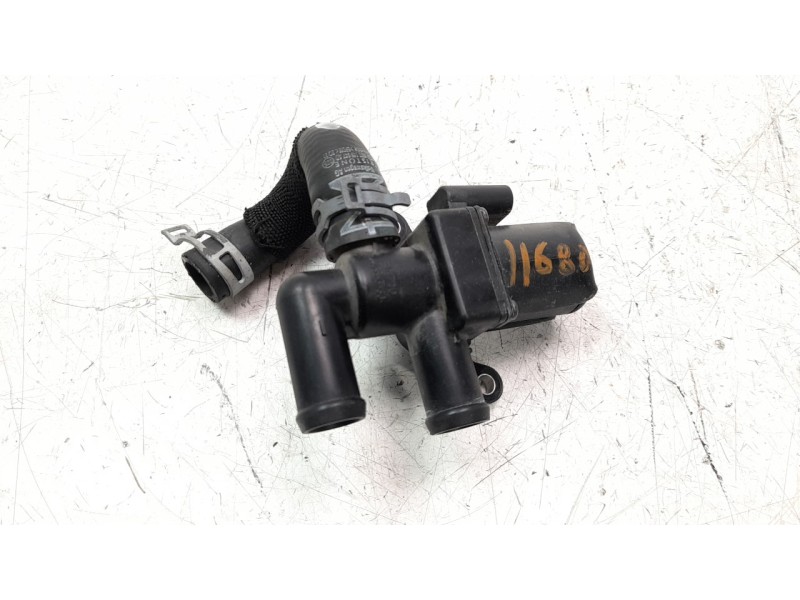 Recambio de valvula intercambio de calefaccion para audi q7 4mg referencia OEM IAM 1T0820036D  