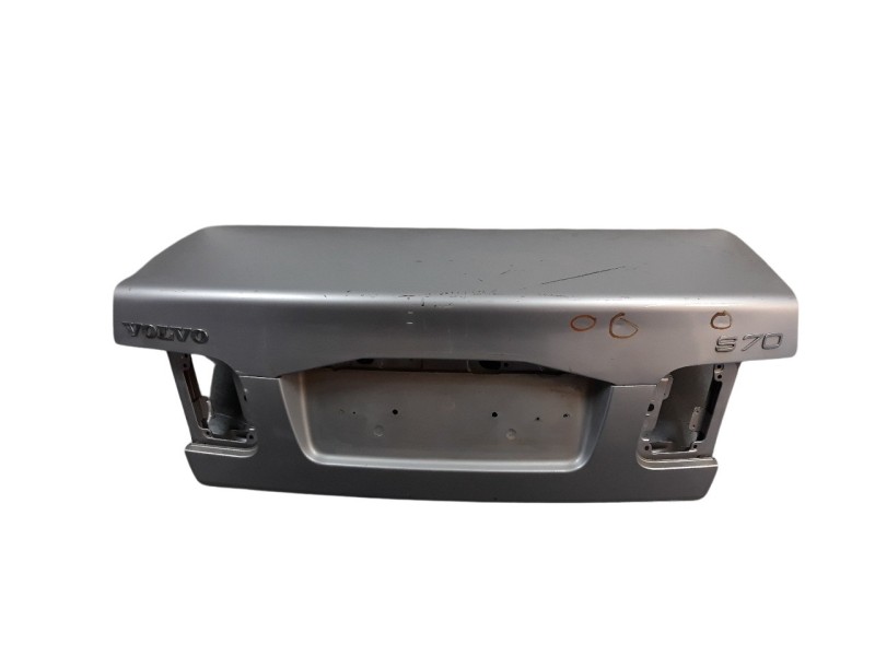 Recambio de tapa maletero para volvo s70 berlina referencia OEM IAM 9203557  
