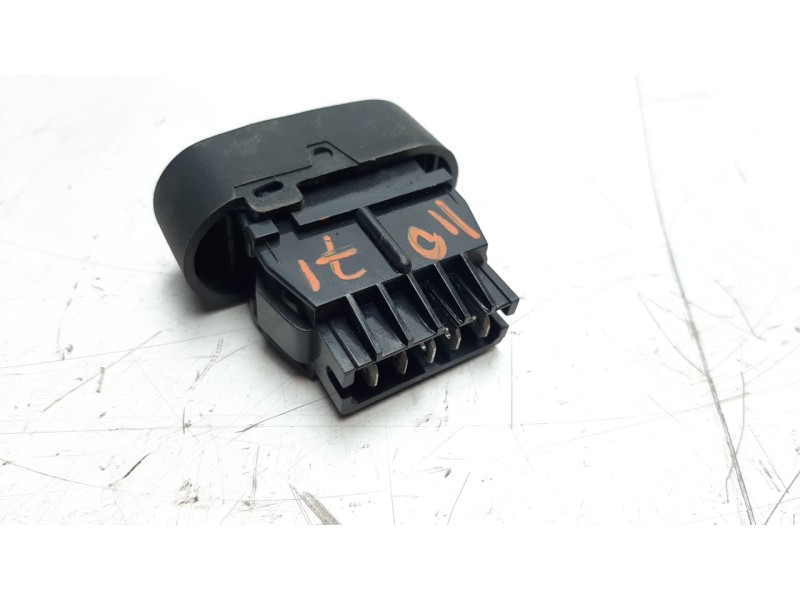 Recambio de interruptor para renault kangoo (f/kc0) 1.9 diesel referencia OEM IAM 093829B  