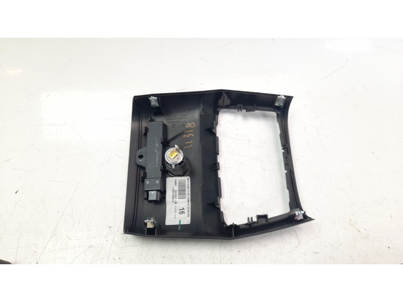 Recambio de moldura para bmw serie 2 active tourer (f45) 1.5 12v turbodiesel referencia OEM IAM 9319567  