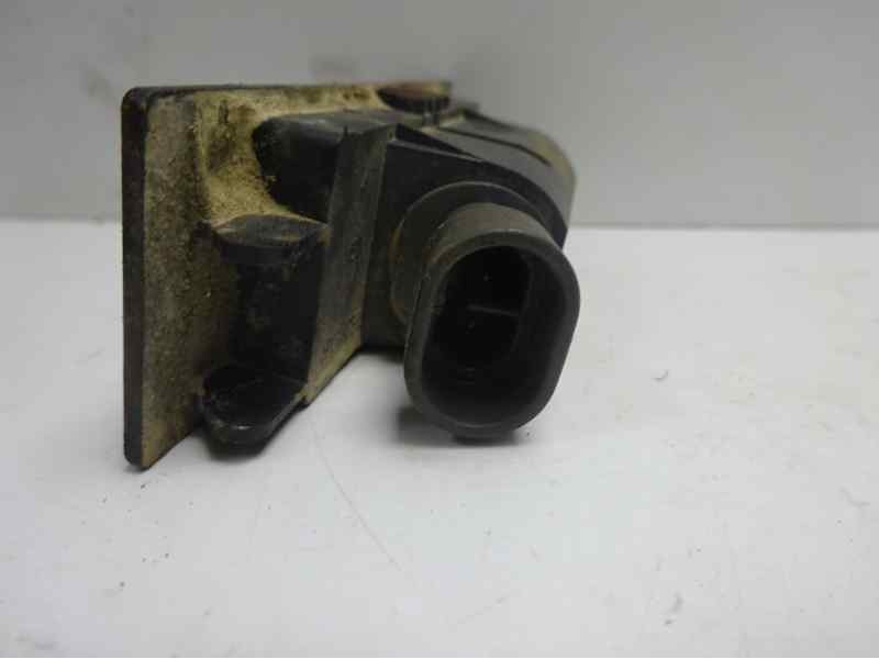 Recambio de piloto matricula para opel corsa d 1.3 16v cdti referencia OEM IAM 13251936 103F16251960 