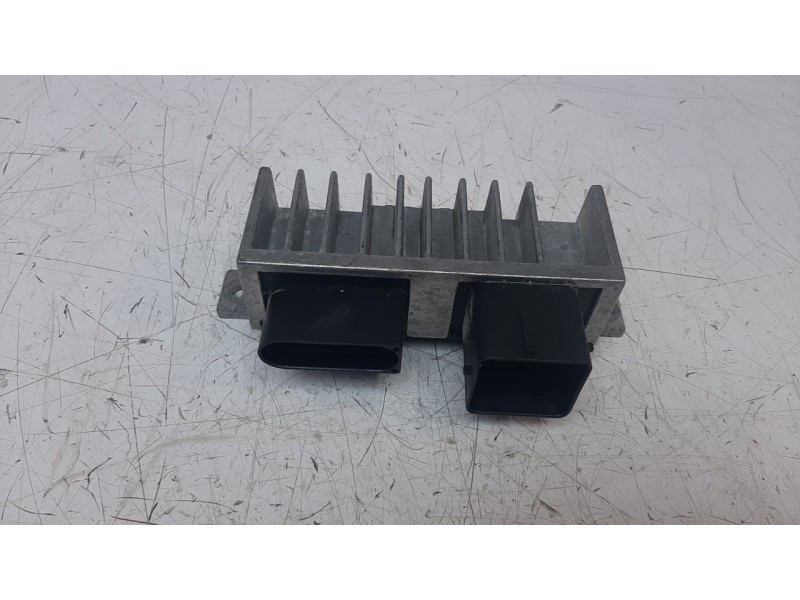 Recambio de caja precalentamiento para renault express advance referencia OEM IAM 271202380R  