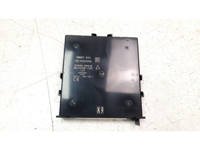 Recambio de modulo electronico para toyota corolla (e21) hybrid style referencia OEM IAM 8999002510  